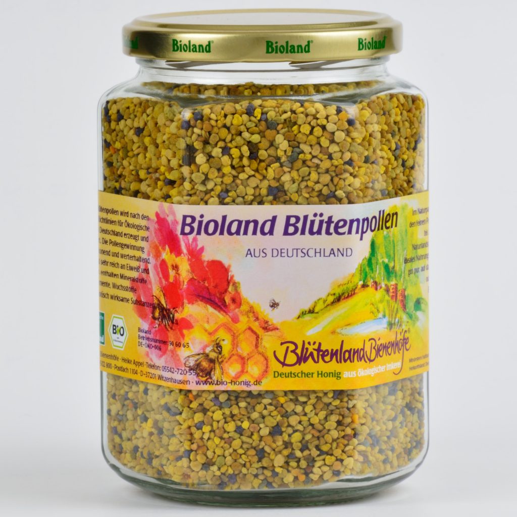 450 g Glas von Bioland Blütenpollen. Zu sehen im schönen Etikett und von außen sichtbar der wertvolle Pollen.